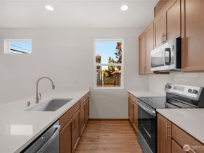 1925 Lombard Avenue C, Everett WA 98201