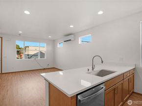 1925 Lombard Avenue C, Everett WA 98201
