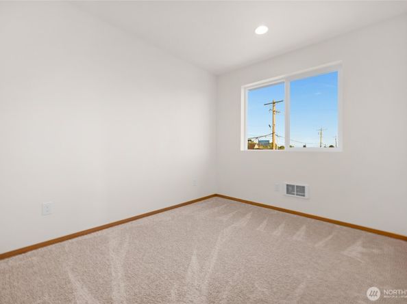 1925 Lombard Avenue C, Everett WA 98201