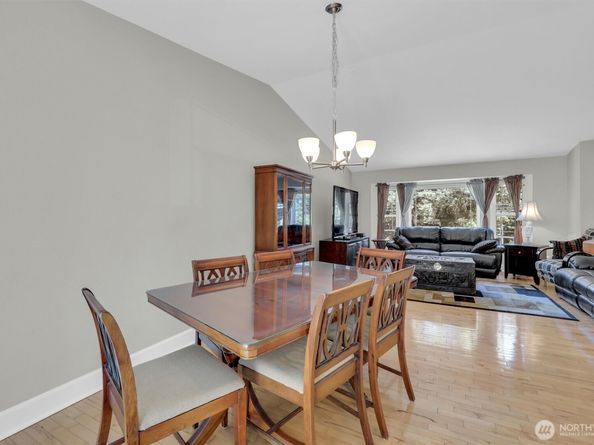 18803 156th Ave NE, Woodinville WA 98072