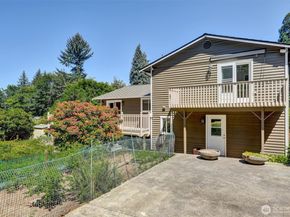18803 156th Ave NE, Woodinville WA 98072