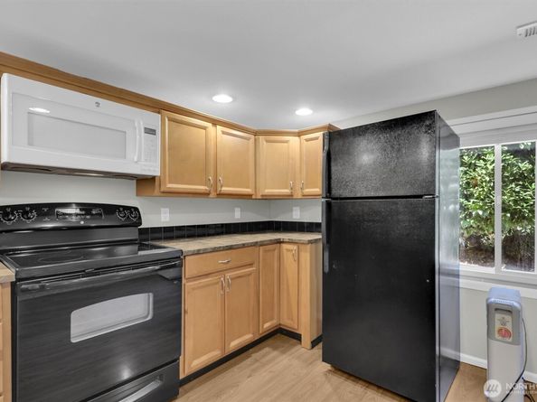 18803 156th Ave NE, Woodinville WA 98072