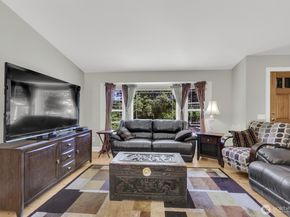 18803 156th Ave NE, Woodinville WA 98072