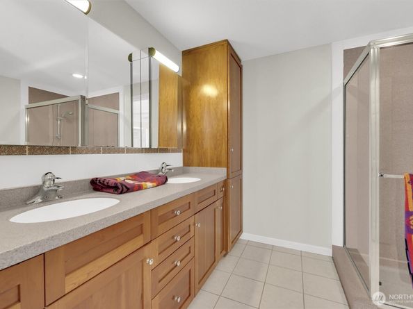 18803 156th Ave NE, Woodinville WA 98072