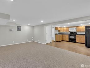 18803 156th Ave NE, Woodinville WA 98072