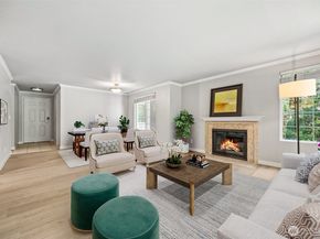 9822 NE 122nd Street U201, Kirkland WA 98034