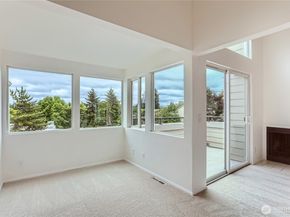 7435 Old Redmond Rd 325, Redmond WA 98052