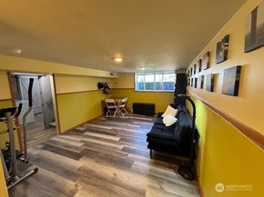 7147 29th Avenue SW, Seattle WA 98126