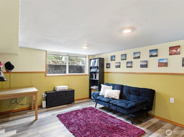 7147 29th Avenue SW, Seattle WA 98126