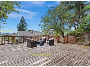 7147 29th Avenue SW, Seattle WA 98126