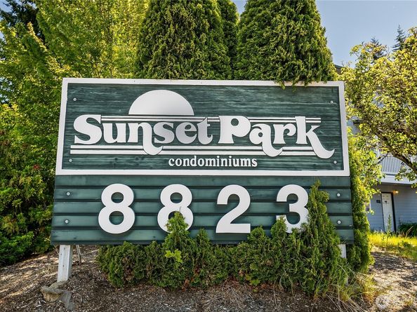 8823 Holly Drive H207, Everett WA 98208