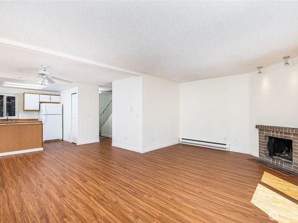 8823 Holly Drive H207, Everett WA 98208