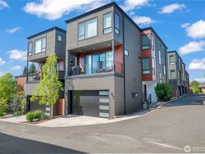 312 7th Lane S 33, Kirkland WA 98033