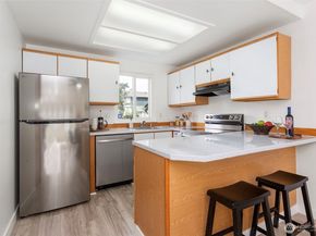 8823 Holly Drive H206, Everett WA 98208