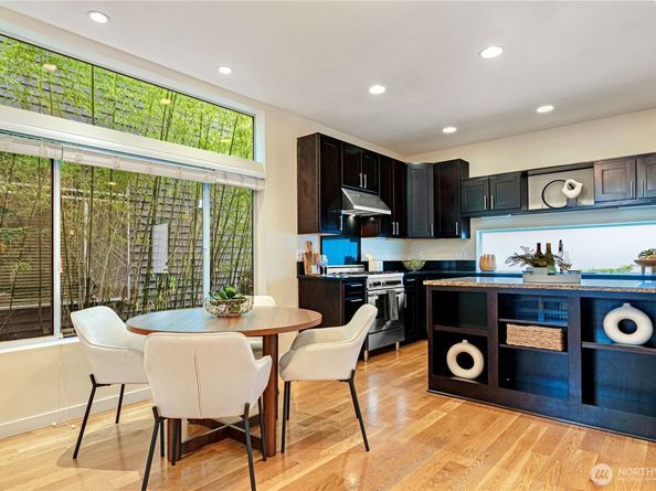 924 NW 52nd St B, Seattle WA 98107