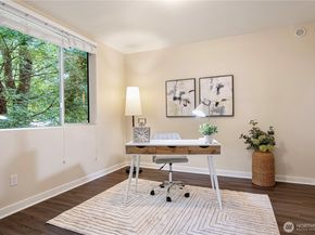 924 NW 52nd St B, Seattle WA 98107
