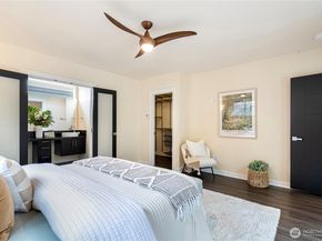 924 NW 52nd St B, Seattle WA 98107