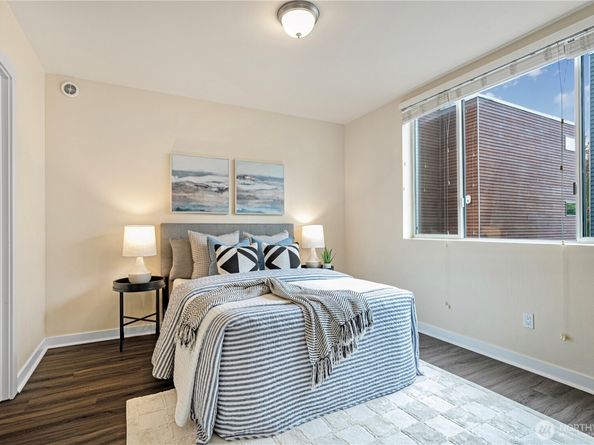 924 NW 52nd St B, Seattle WA 98107