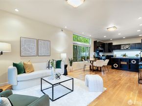 924 NW 52nd St B, Seattle WA 98107
