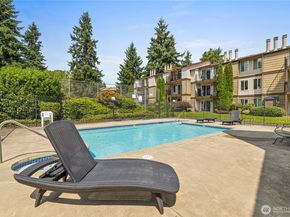 12933 127th Drive NE F205, Kirkland WA 98034
