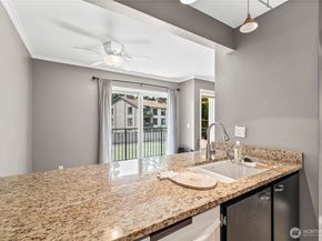 12933 127th Drive NE F205, Kirkland WA 98034