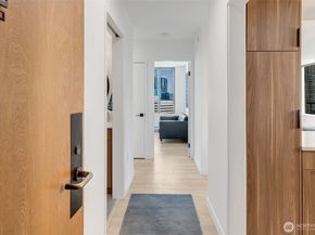 2201 3rd Avenue 2206, Seattle WA 98121