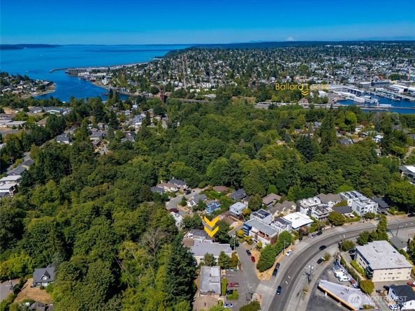 4309 34th Avenue W 101, Seattle WA 98199