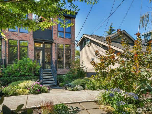 2375 Minor Avenue E, Seattle WA 98102