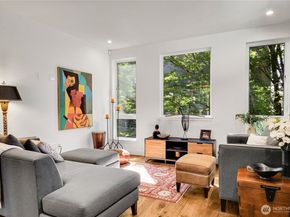 2375 Minor Avenue E, Seattle WA 98102