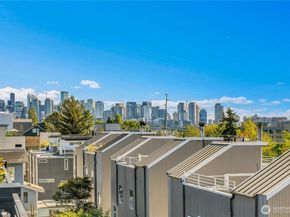 2375 Minor Avenue E, Seattle WA 98102