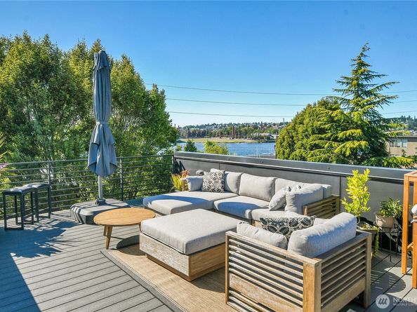 2375 Minor Avenue E, Seattle WA 98102