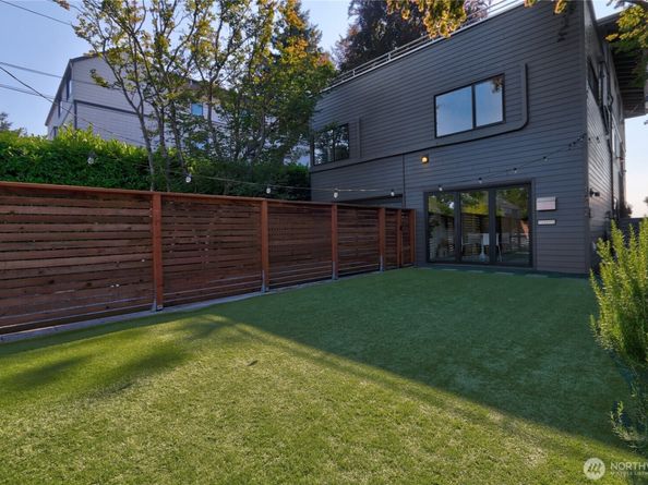 1942 7th Avenue W, Seattle WA 98119
