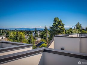 738 C N 92nd Street, Seattle WA 98103