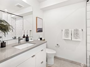 738 C N 92nd Street, Seattle WA 98103