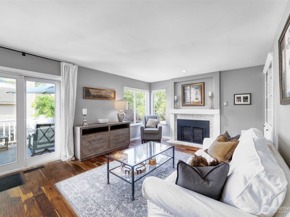 4905 NE 19th Court, Renton WA 98059