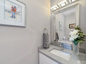 4905 NE 19th Court, Renton WA 98059