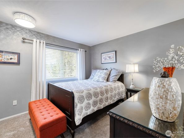 4905 NE 19th Court, Renton WA 98059