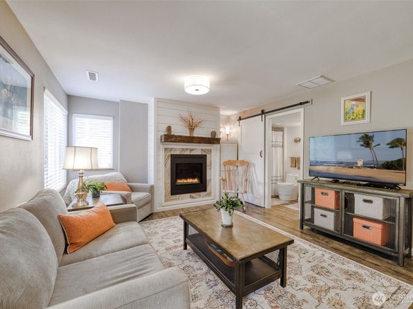 4905 NE 19th Court, Renton WA 98059