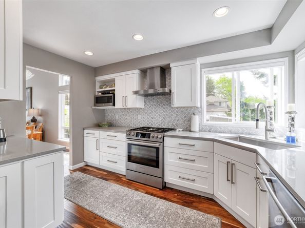4905 NE 19th Court, Renton WA 98059