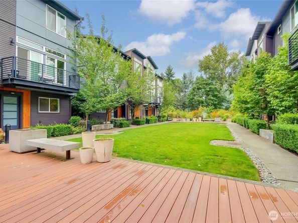 13963 NE 15 Court 11, Bellevue WA 98005