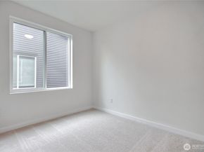 13963 NE 15 Court 11, Bellevue WA 98005