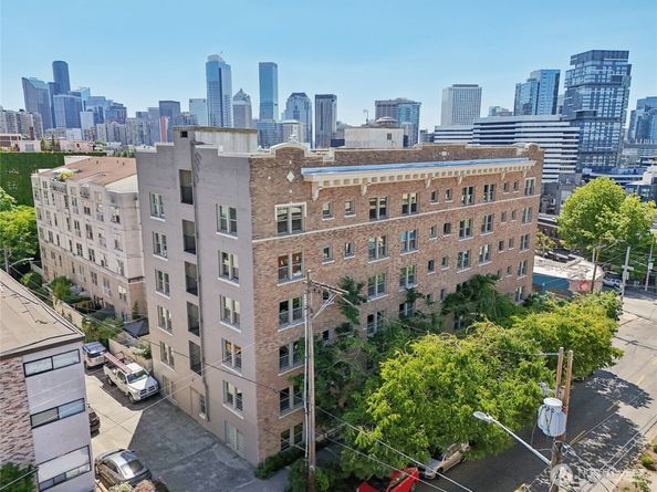 505 E Denny Way Avenue A207, Seattle WA 98122