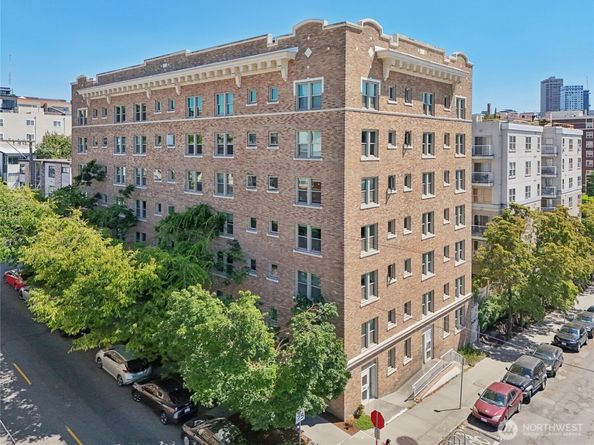 505 E Denny Way Avenue A207, Seattle WA 98122