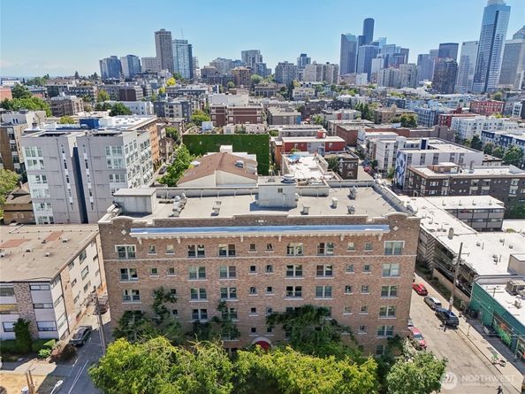 505 E Denny Way Avenue A207, Seattle WA 98122