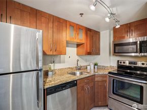 505 E Denny Way Avenue A207, Seattle WA 98122
