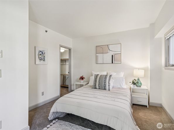 505 E Denny Way Avenue A207, Seattle WA 98122