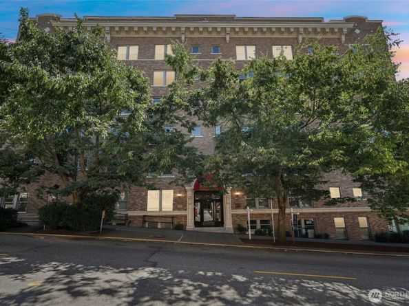 505 E Denny Way Avenue A207, Seattle WA 98122