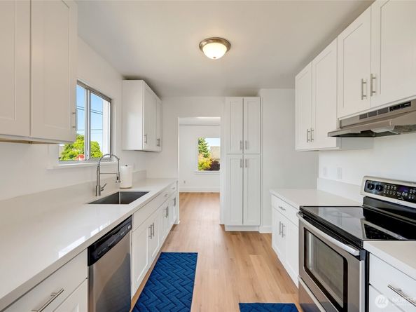 1702 Cedar Street A, Everett WA 98201
