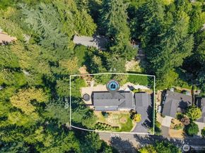 1136 205th Avenue NE, Sammamish WA 98074