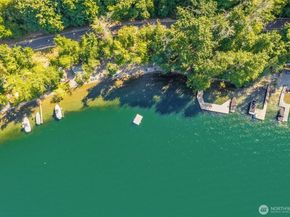 1136 205th Avenue NE, Sammamish WA 98074